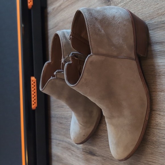 Sam Edelman Boots (size 9) - Picture 4 of 7